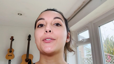 Summer Fox - The Non Influencer Tries Exercise