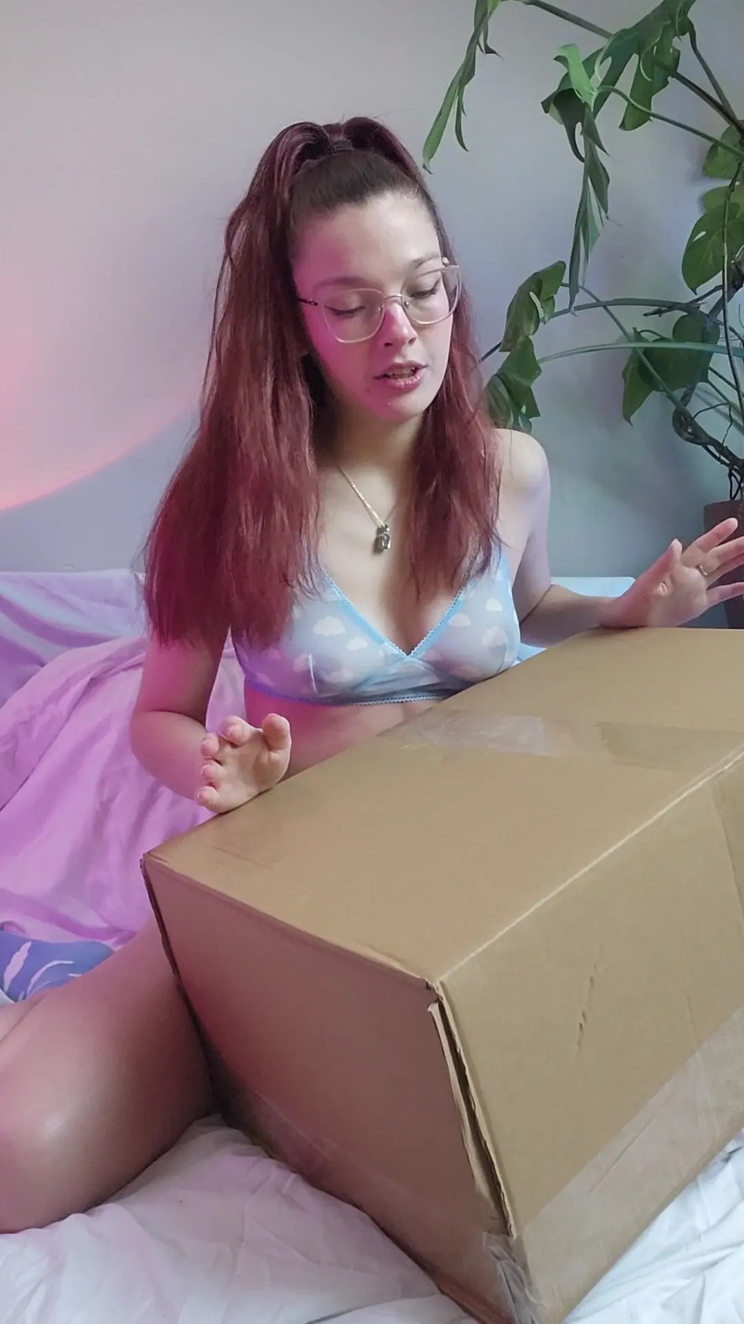 Exclusive Leak: petitesubkitten - fucking machine unboxing - Stream in FullHD | Hotleakxxx.com