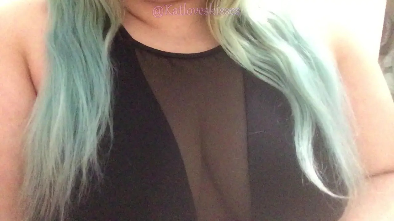 Exclusive Leak: Ms Kat - Review: Domi Wand - Stream in FullHD | Hotleakxxx.com