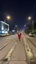 Alice_Ginger - Walking around the city at night