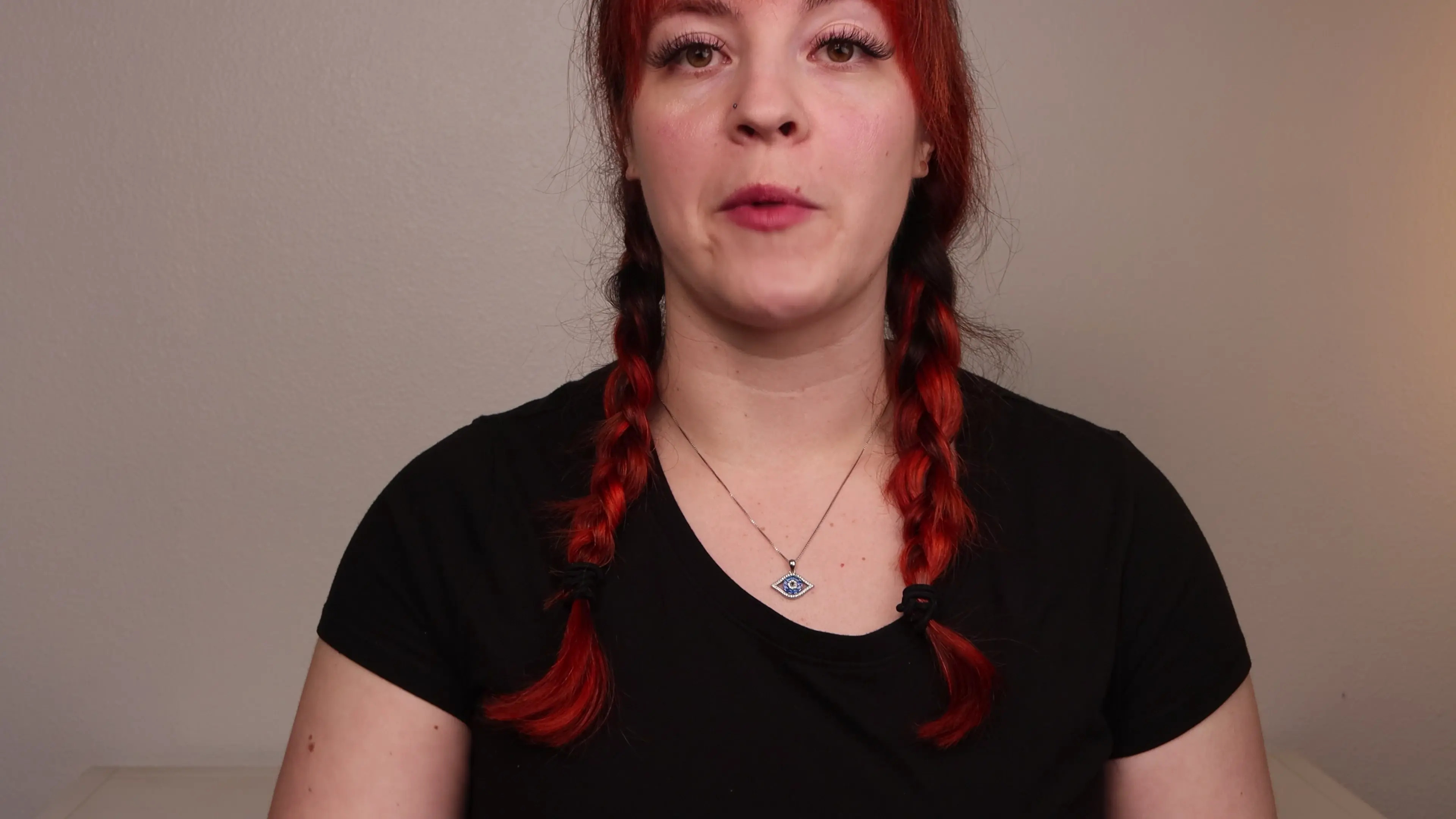 Exclusive Leak: TawneysSexEd - Sex Toy Review - Valiant VSekreets Flapping Silicone Dildo - Stream in FullHD | Hotleakxxx.com