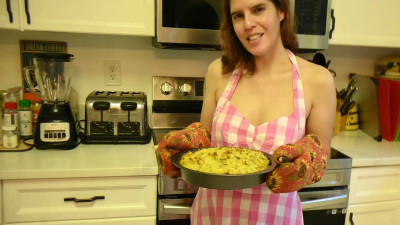 AlluringAli25 - EASY Shepherd's Pie Cooking Show