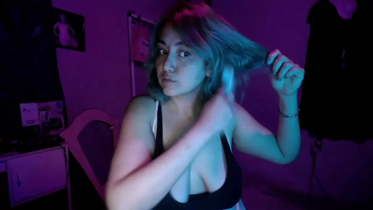 Exclusive Leak: VioletWitchy - Hair Straightening - Stream in FullHD | Hotleakxxx.com