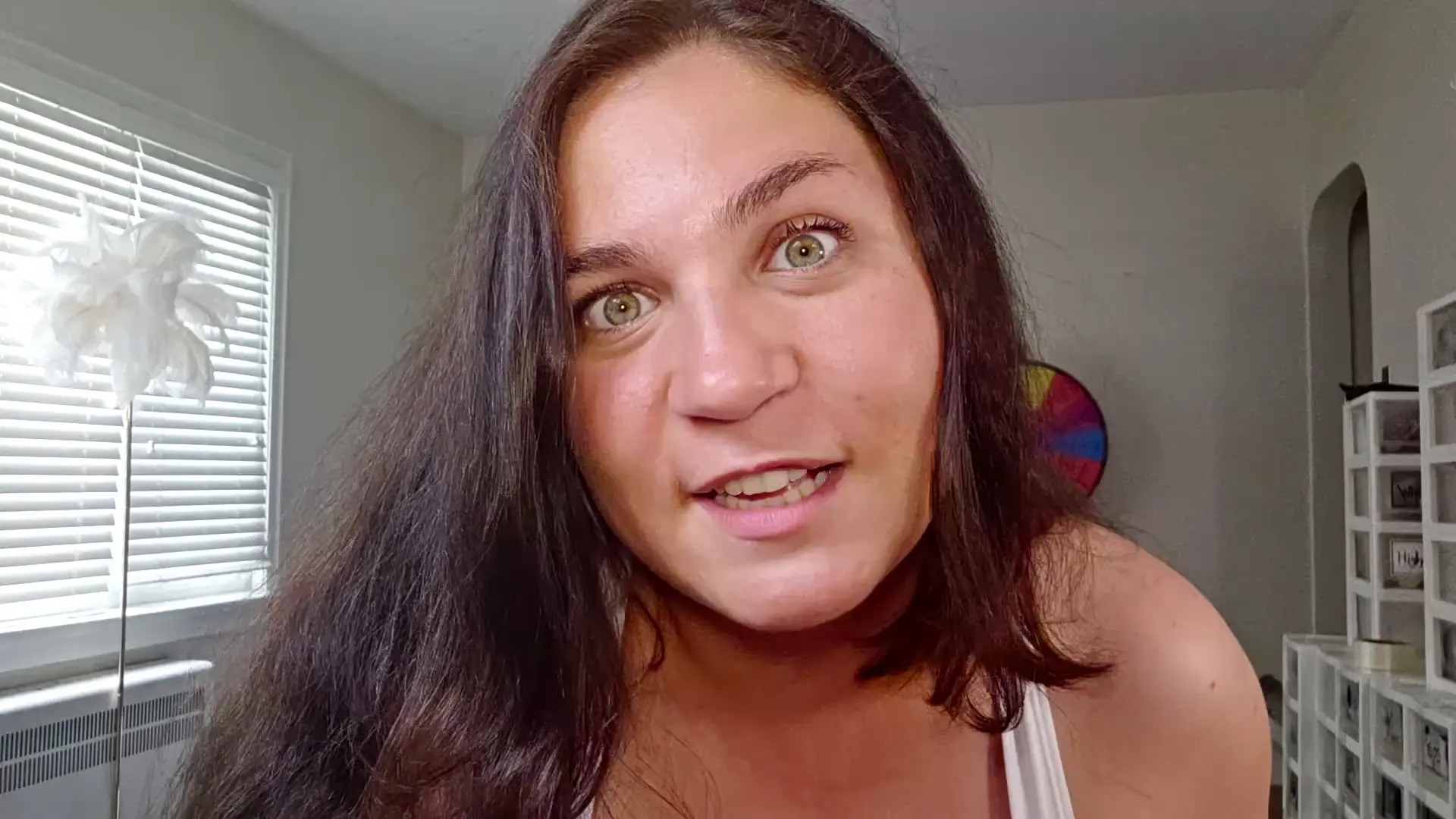 Exclusive Leak: Busty Princess Leila - Leila's Hooters Try-On Haul - Stream in FullHD | Hotleakxxx.com