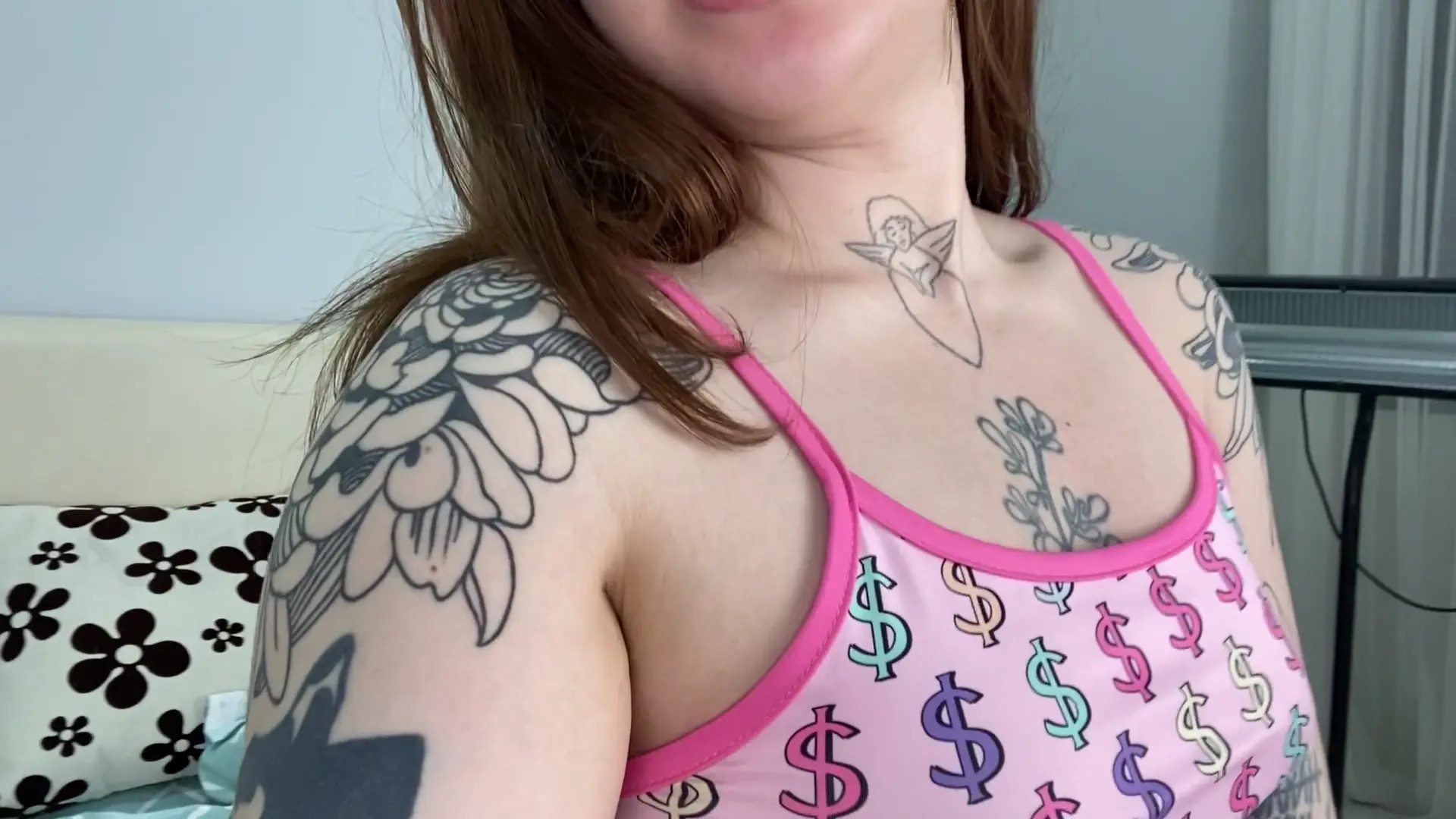 Exclusive Leak: AdeleHandy - Tattoo tour - Stream in FullHD | Hotleakxxx.com
