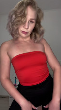 Seegirl - blonde in red for dinner tonight