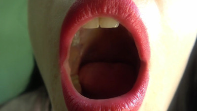 Anna_Sky - Giantess Anna plays with you in her house