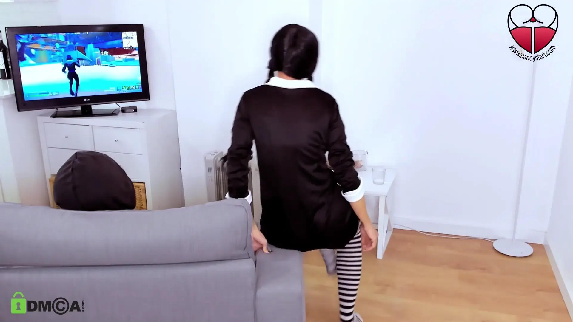 Exclusive Leak: Candystart - Me follas y el cornudo juega a la play - Stream in FullHD | Hotleakxxx.com