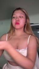Asian Baby Gia - blonde asian girl doing make up routine