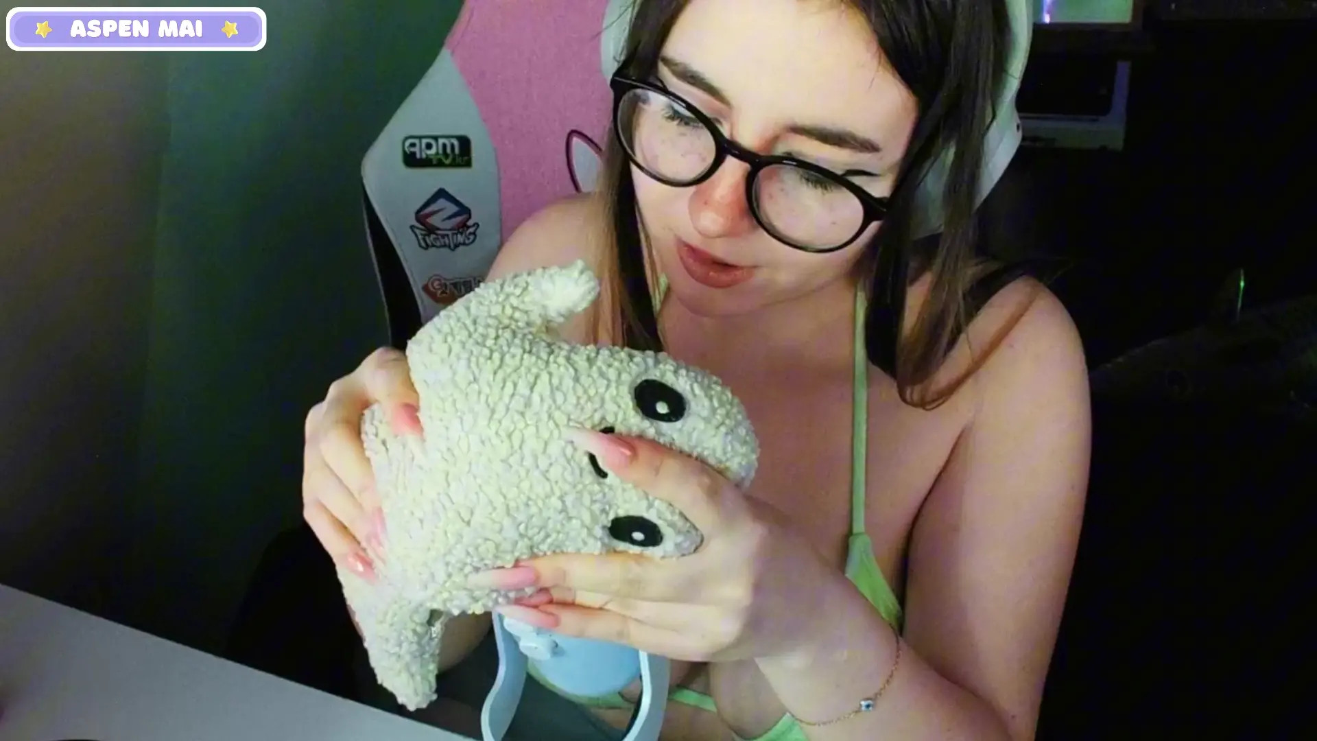 Exclusive Leak: aspen_mai - INSANE CLEAVAGE ASMR - RELAXING - Stream in FullHD | Hotleakxxx.com