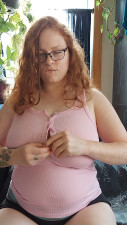 RheaCreates - Playing with my boobs and shirt