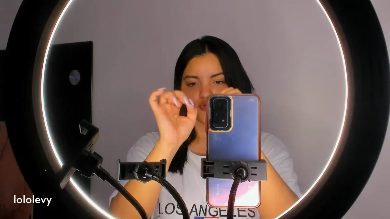 Exclusive Leak: LoloLevy - NAILS TAPPING - Stream in FullHD | Hotleakxxx.com