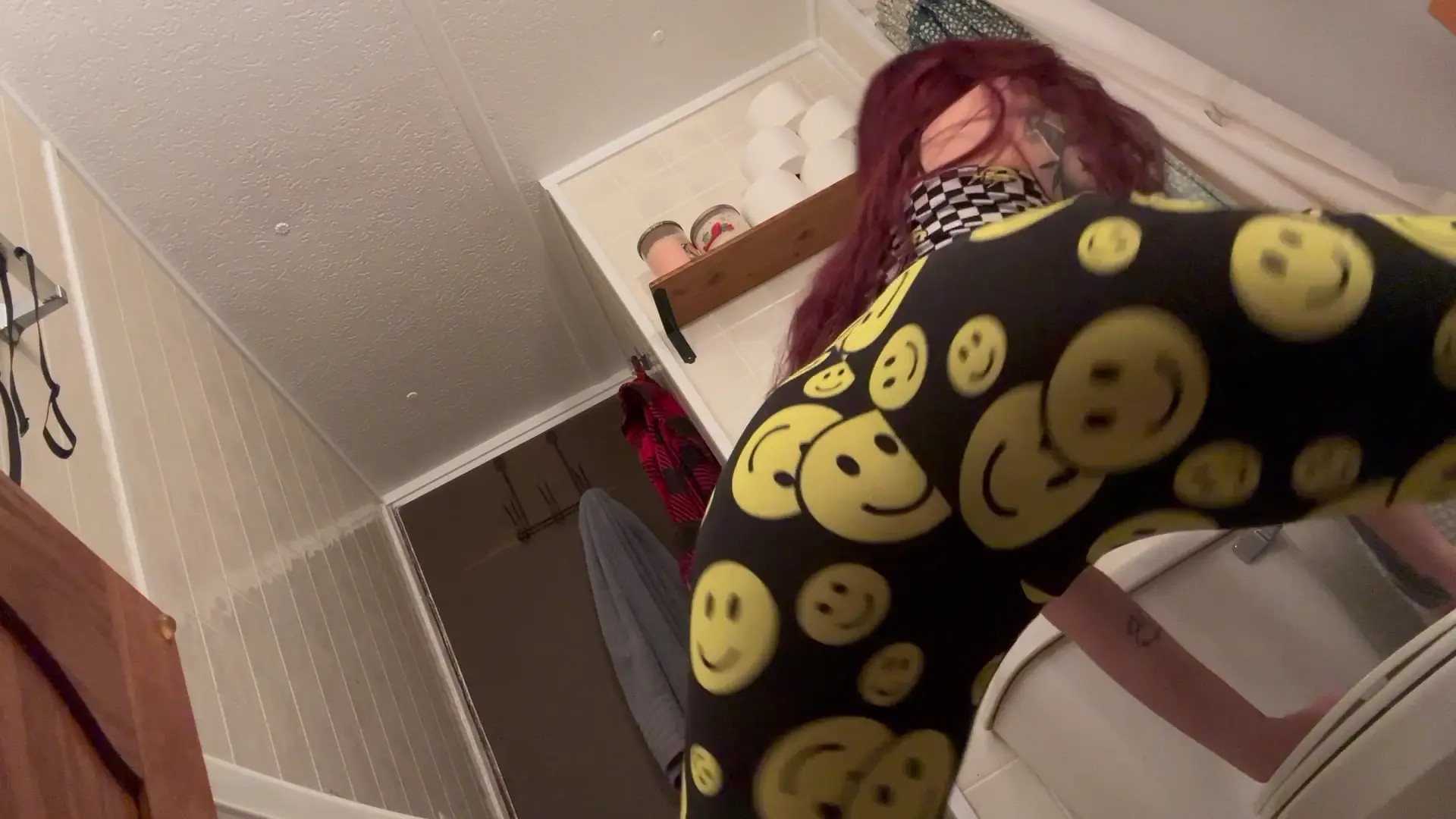 Exclusive Leak: Simpqueen - smiley face shake - Stream in FullHD | Hotleakxxx.com