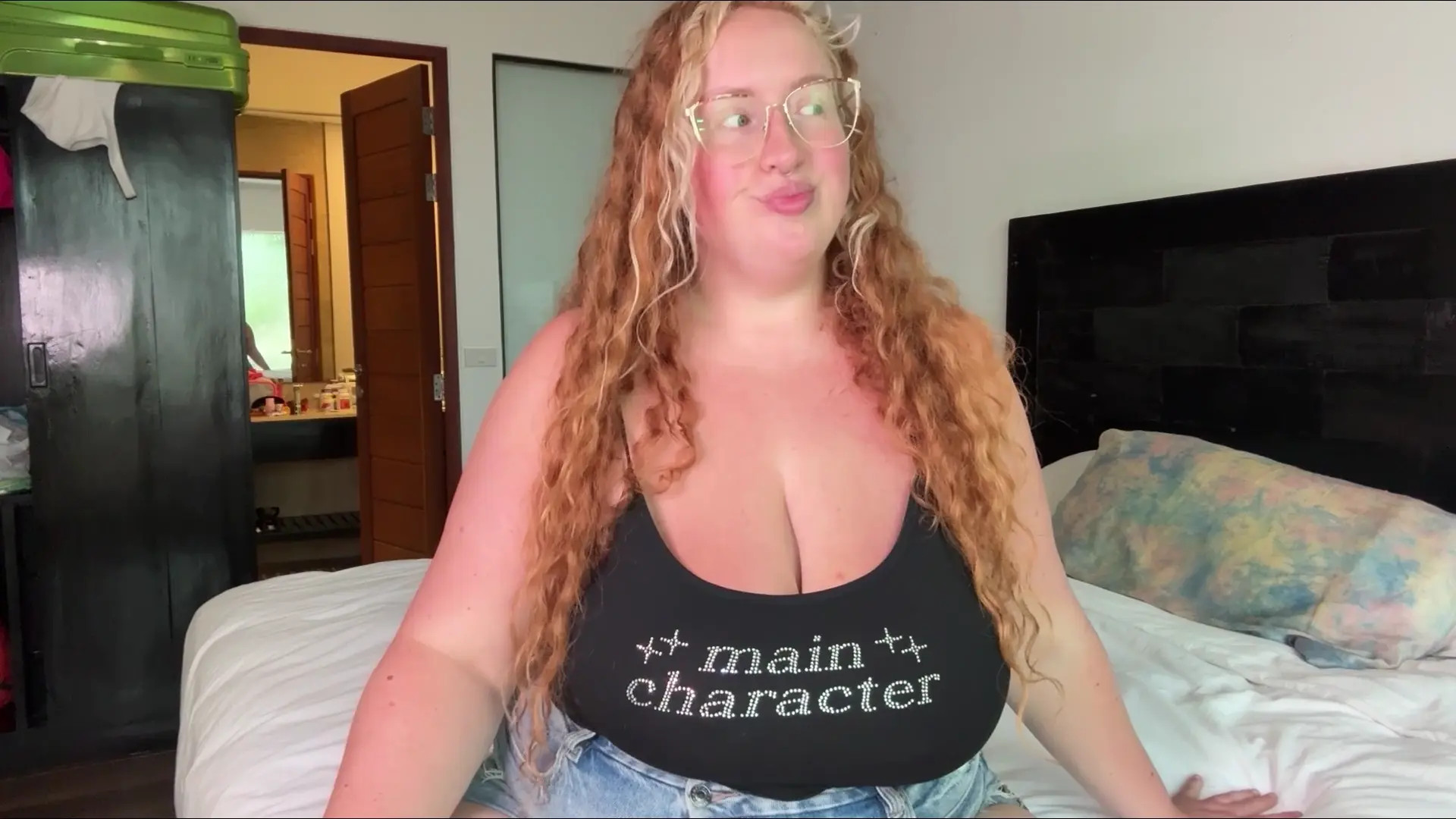 Exclusive Leak: Gwen Adora - Mommy's Advice After Seeing Your Search History - Stream in FullHD | Hotleakxxx.com