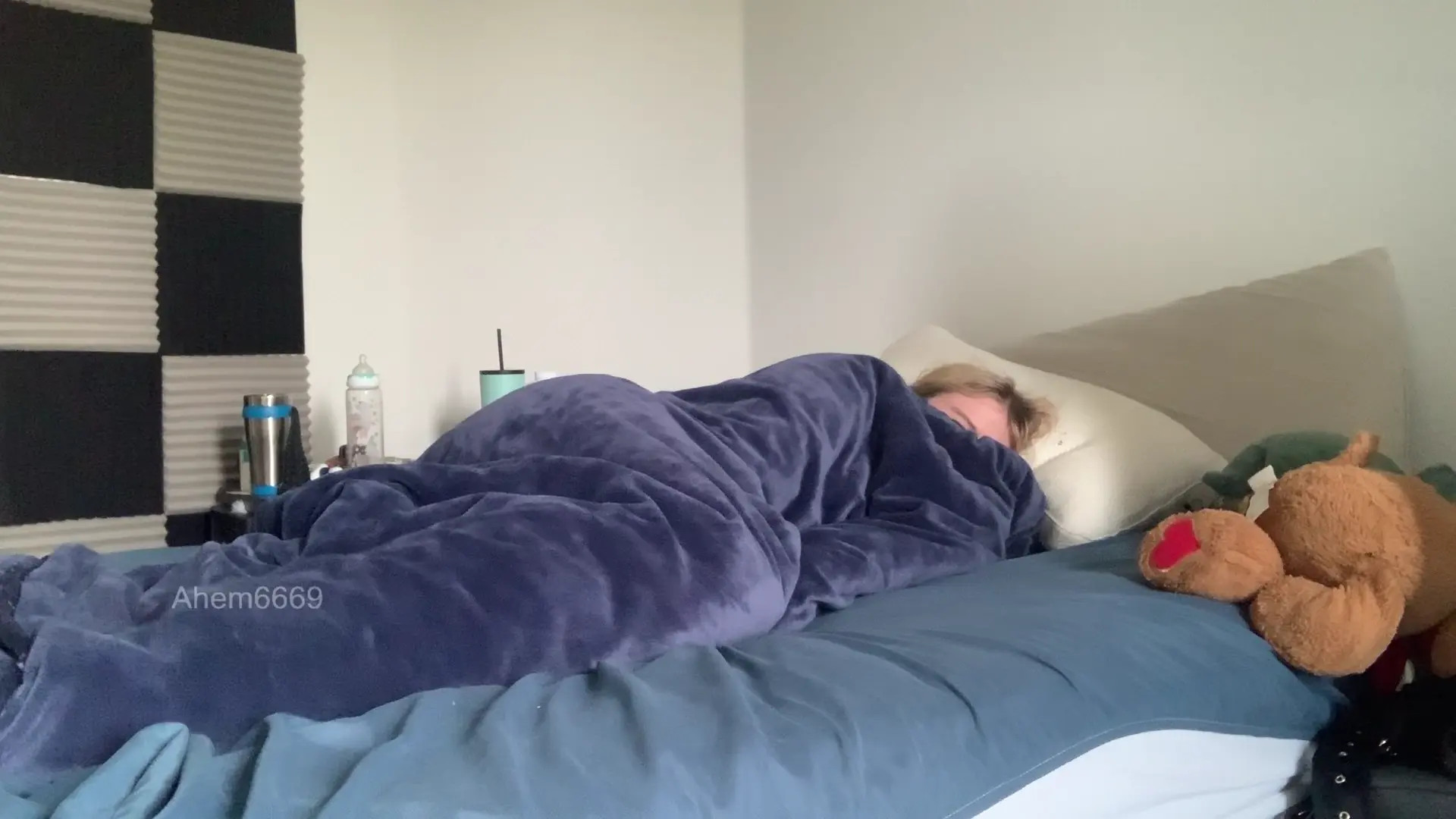 Exclusive Leak: ahem6669 - Tired Morning Pee on the Floor - Stream in FullHD | Hotleakxxx.com