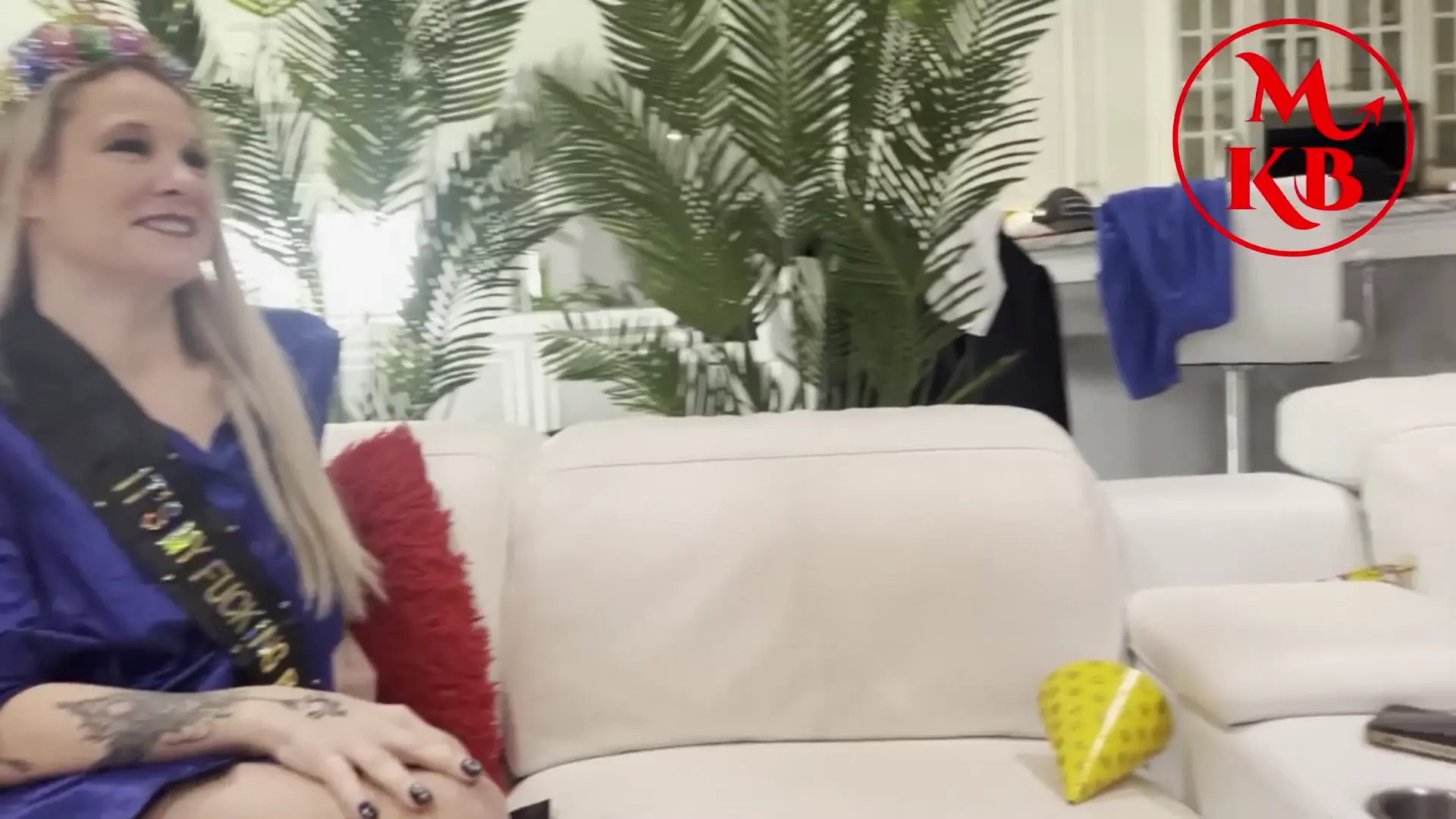 Exclusive Leak: MistressKoraBell - Kora's Birthday Gangbang Blowjob - Stream in FullHD | Hotleakxxx.com