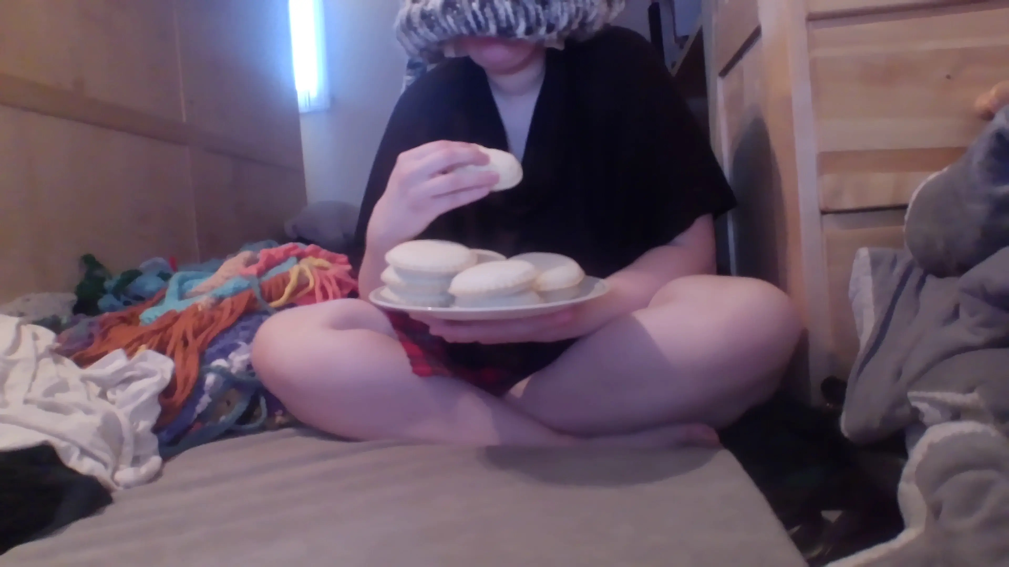 Exclusive Leak: terrigreen - 8-17-25 Figure eating sandwiches - Stream in FullHD | Hotleakxxx.com