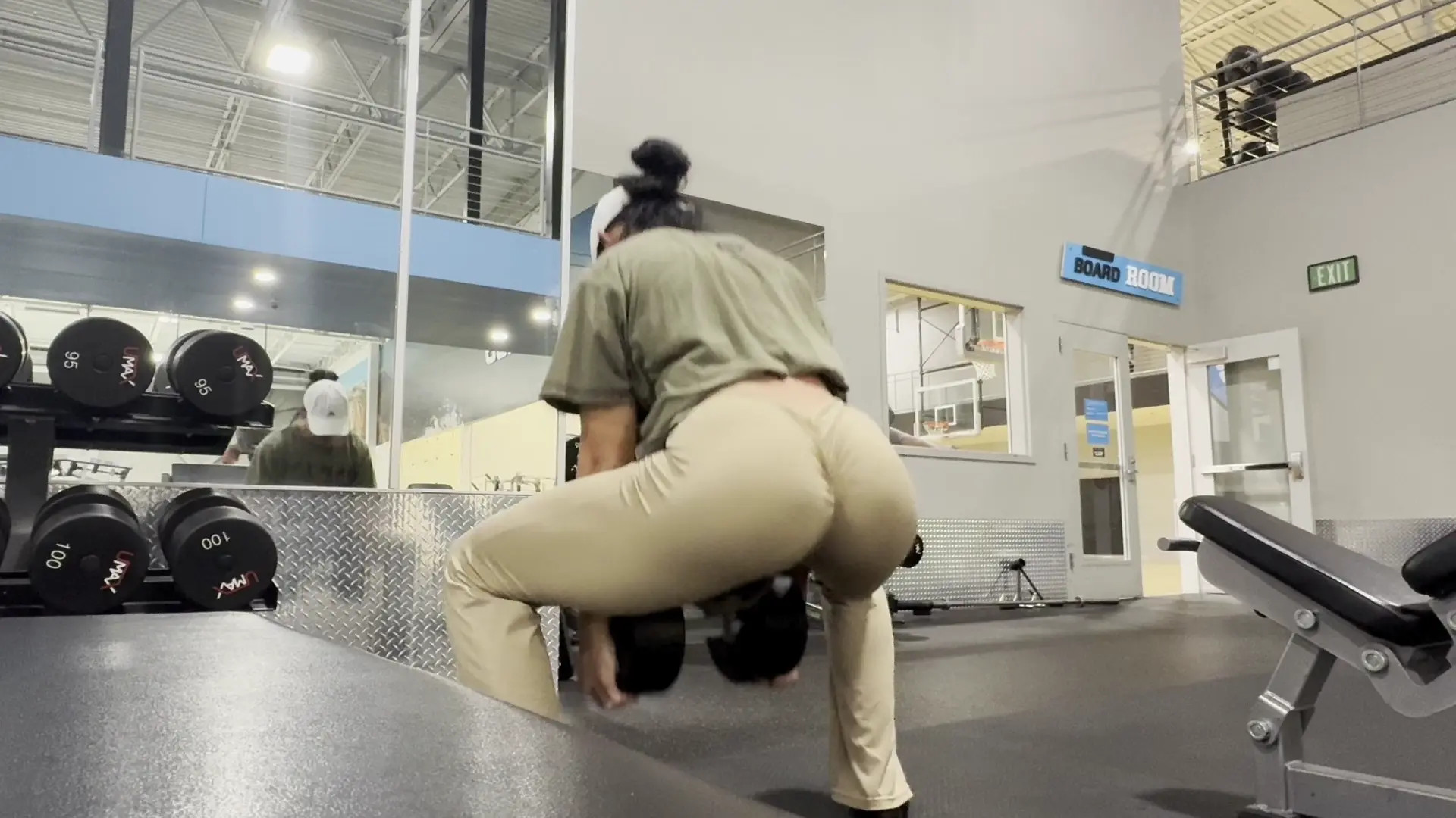 Exclusive Leak: Lexa Stahl - Muscle Mommy Leg Day & Stretches - Stream in FullHD | Hotleakxxx.com