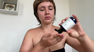 moongirlnina - Doing my make-up