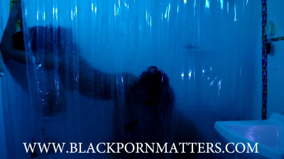 Professor GAIA - Havana_Blue bends over in the Shower
