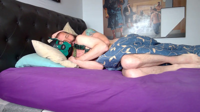 thescruffyotter - Cuddles part 1