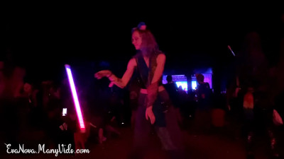Eva Nova - Festival Slut Levitation Dancing