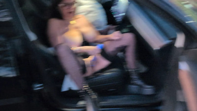Tinys40dds - Masturbating in a parking lot