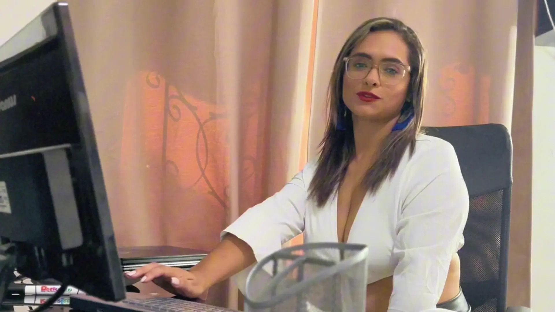 Exclusive Leak: MarylinsVega - secretary - Stream in FullHD | Hotleakxxx.com