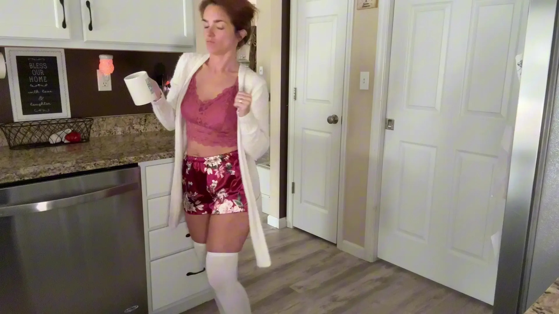 Exclusive Leak: therealemily34 - My usual morning - Stream in FullHD | Hotleakxxx.com
