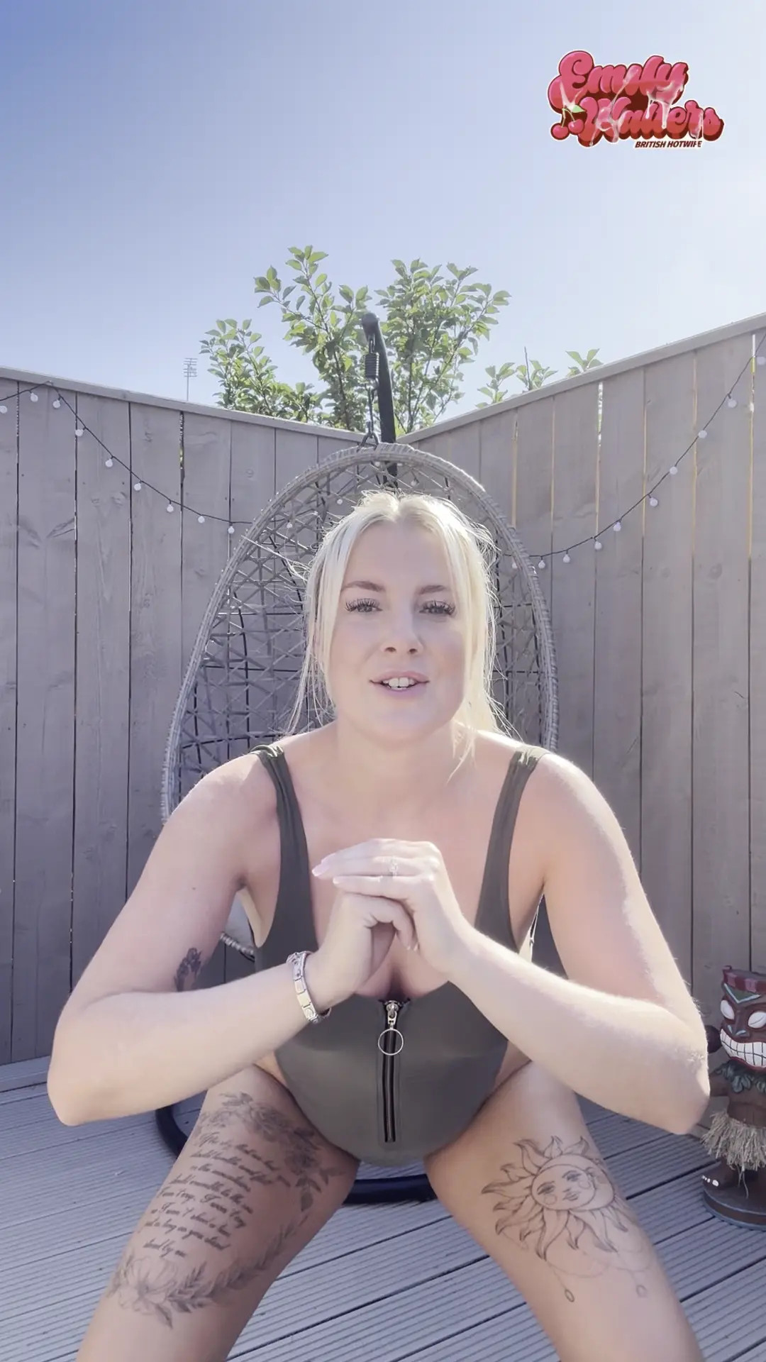 Exclusive Leak: Emily Walters - SFW Day 14 Squat Challenge - Stream in FullHD | Hotleakxxx.com