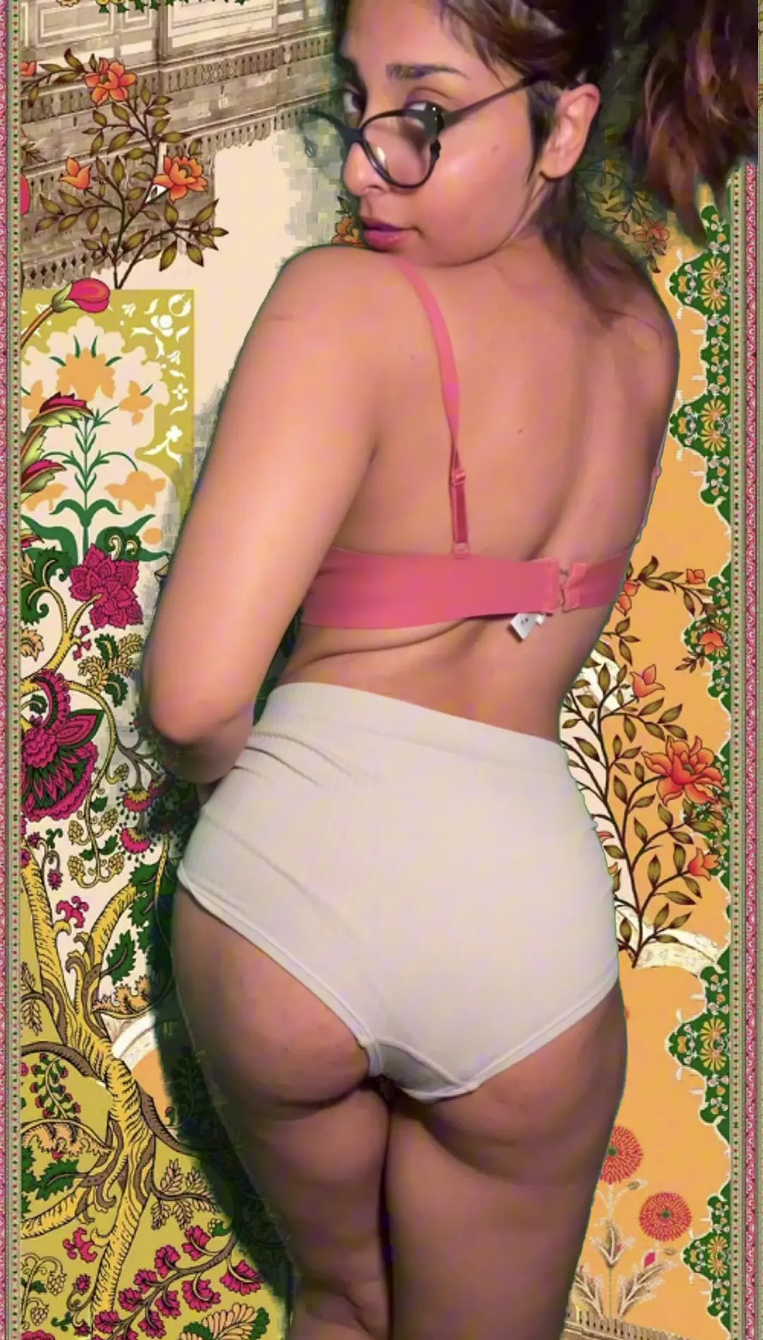 Exclusive Leak: Heavensbunny - Heaven Posing In Underwear & Bras She's Selling - Stream in FullHD | Hotleakxxx.com