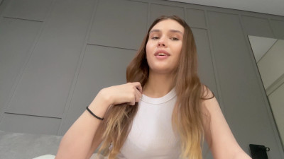 MilkaBarbik - Young mommy unboxing new dildo