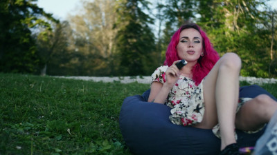 Im_Sarah_Pink - Free video traveling in mountains) 4K