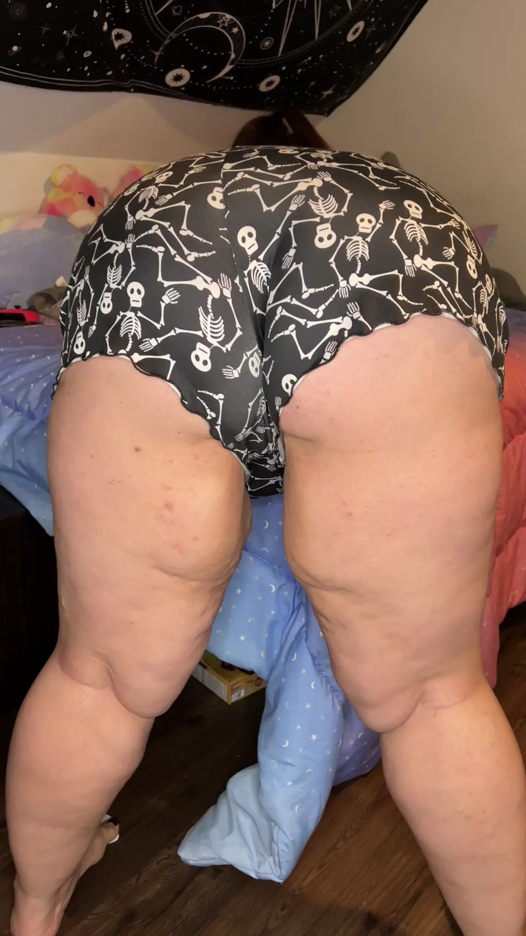 Exclusive Leak: Renee Skies - Shaking my ass - Stream in FullHD | Hotleakxxx.com