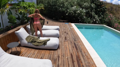 Tiffany Flowers - Got naked to surprise the pool guy so he could fuck my ass