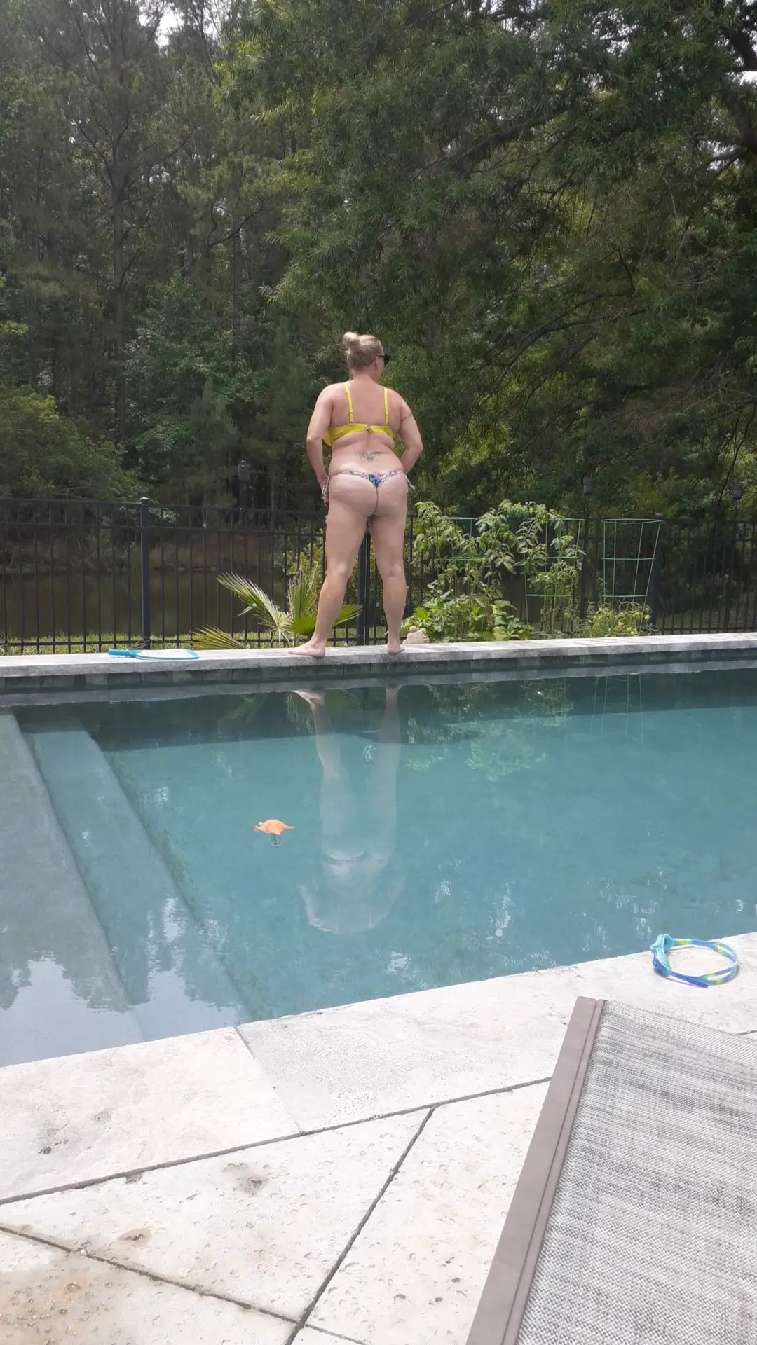 Exclusive Leak: suckiefuckie - Pool Day - Stream in FullHD | Hotleakxxx.com