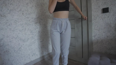 AliceBabeGirl - Desperation Pee in my gym pants FREE