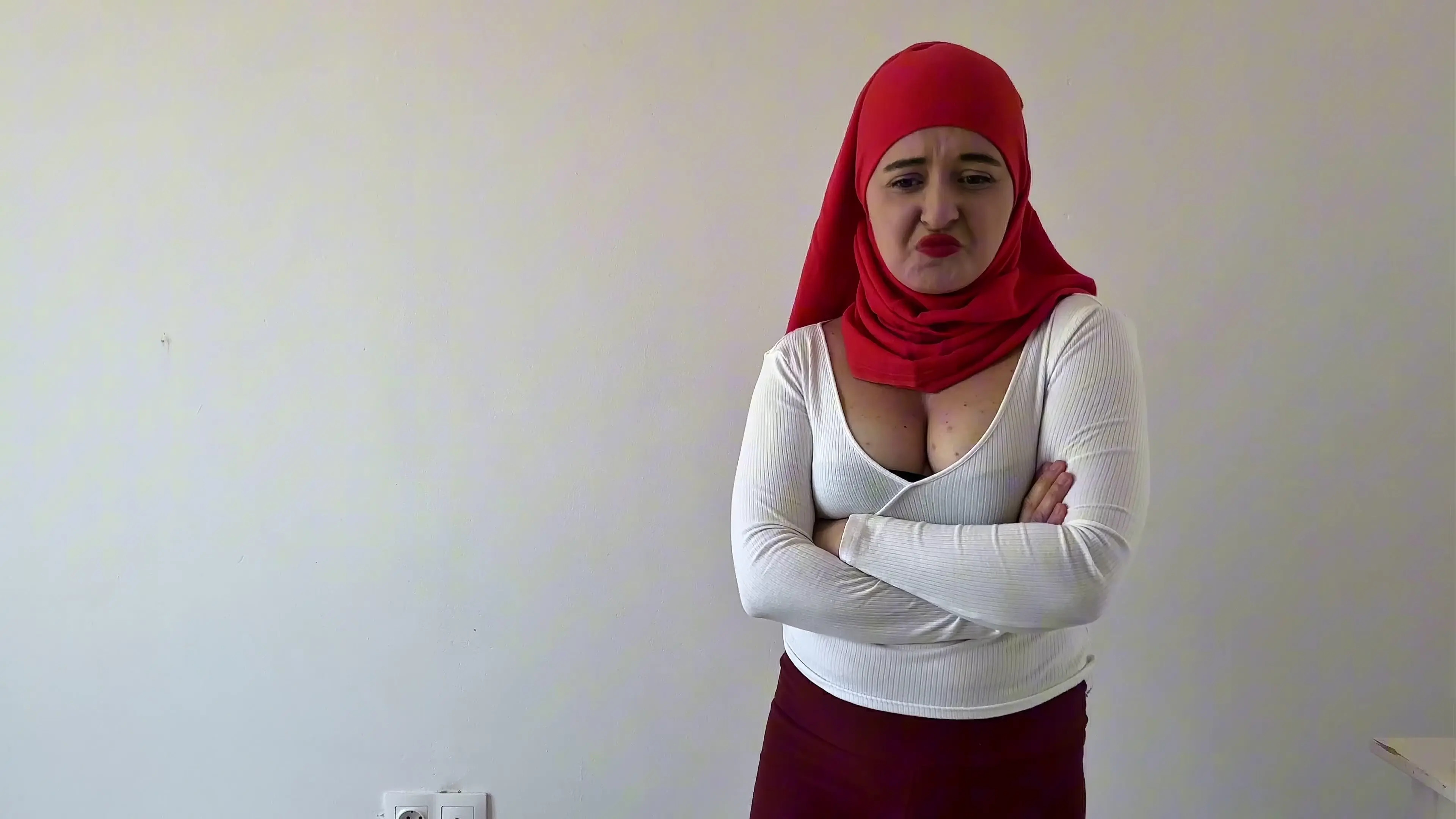 Exclusive Leak: Naseeraa - Girls Fight: Luna Vs Bella - Stream in FullHD | Hotleakxxx.com