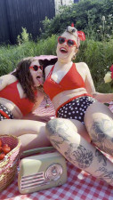 babycarriexx - Cate and Carrie Blooper Reel
