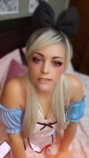 SapphireStyle90 - Alice and the Soft bed