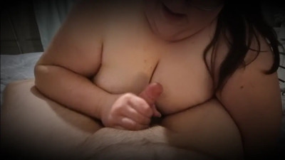Lilmisschubbycheeks - Busty British BBW Handjob