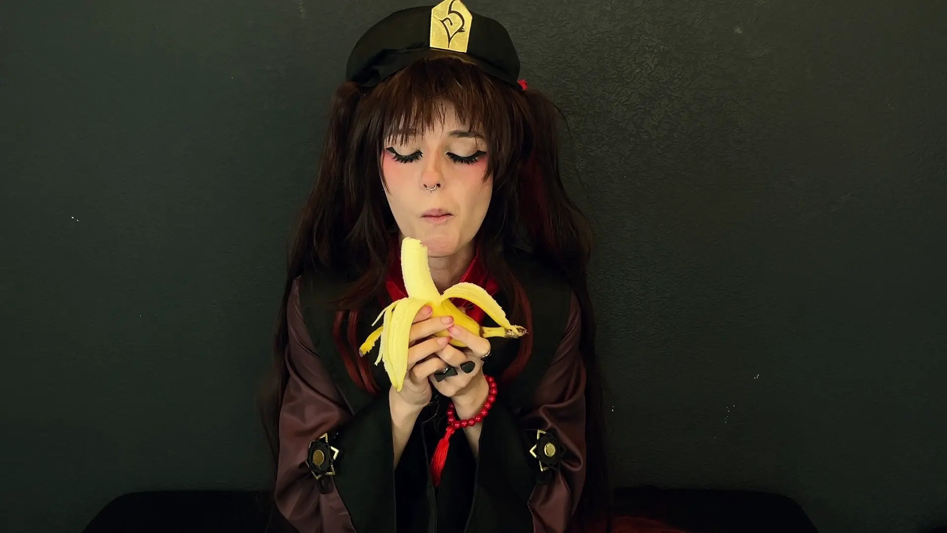 Exclusive Leak: Lil cosplay slut - Hu Tao - Delicious banana - Genshin Impact Cosplay - Stream in FullHD | Hotleakxxx.com