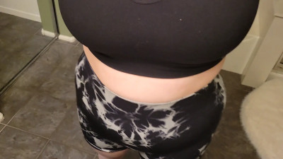 PeachyBunz00 - Gym shorts try on