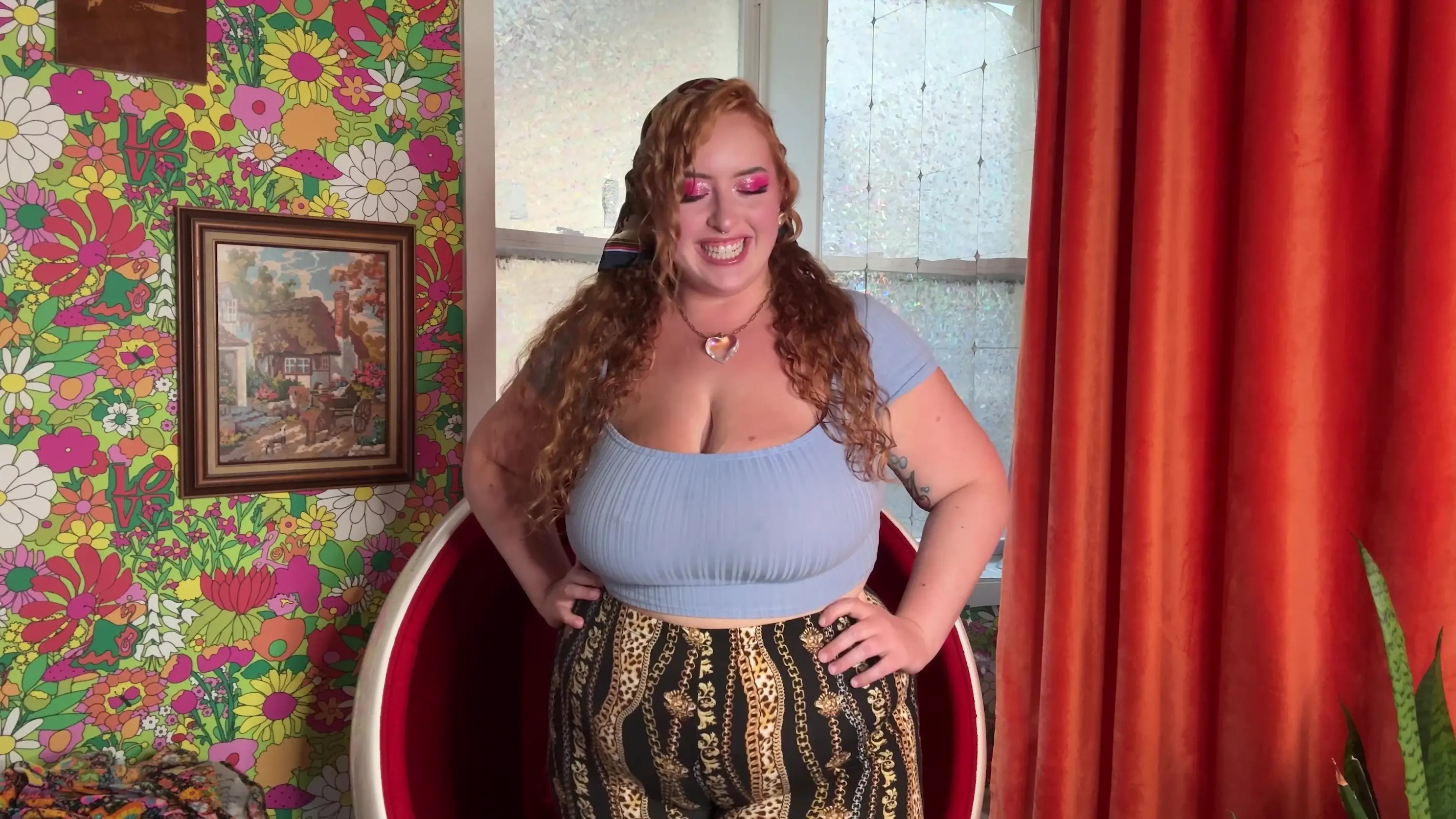 Exclusive Leak: Gwen Adora - Mommy Loves Line Dancing - Outfit Check - Stream in FullHD | Hotleakxxx.com