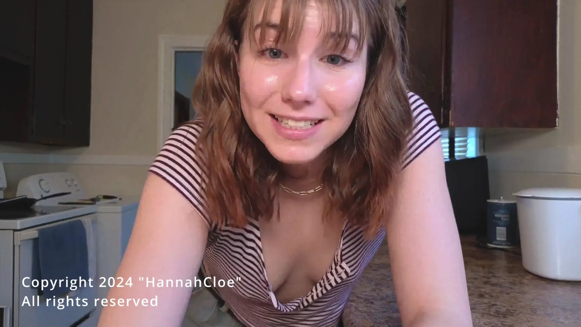 Exclusive Leak: HannahCloe - Bake cookies with me - Stream in FullHD | Hotleakxxx.com