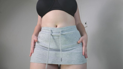 Aria Halson - Arias Little Grey Skirt - SFW Try On