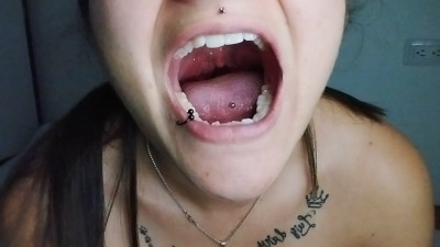 Lilcoralinne_0 - whore show uvula