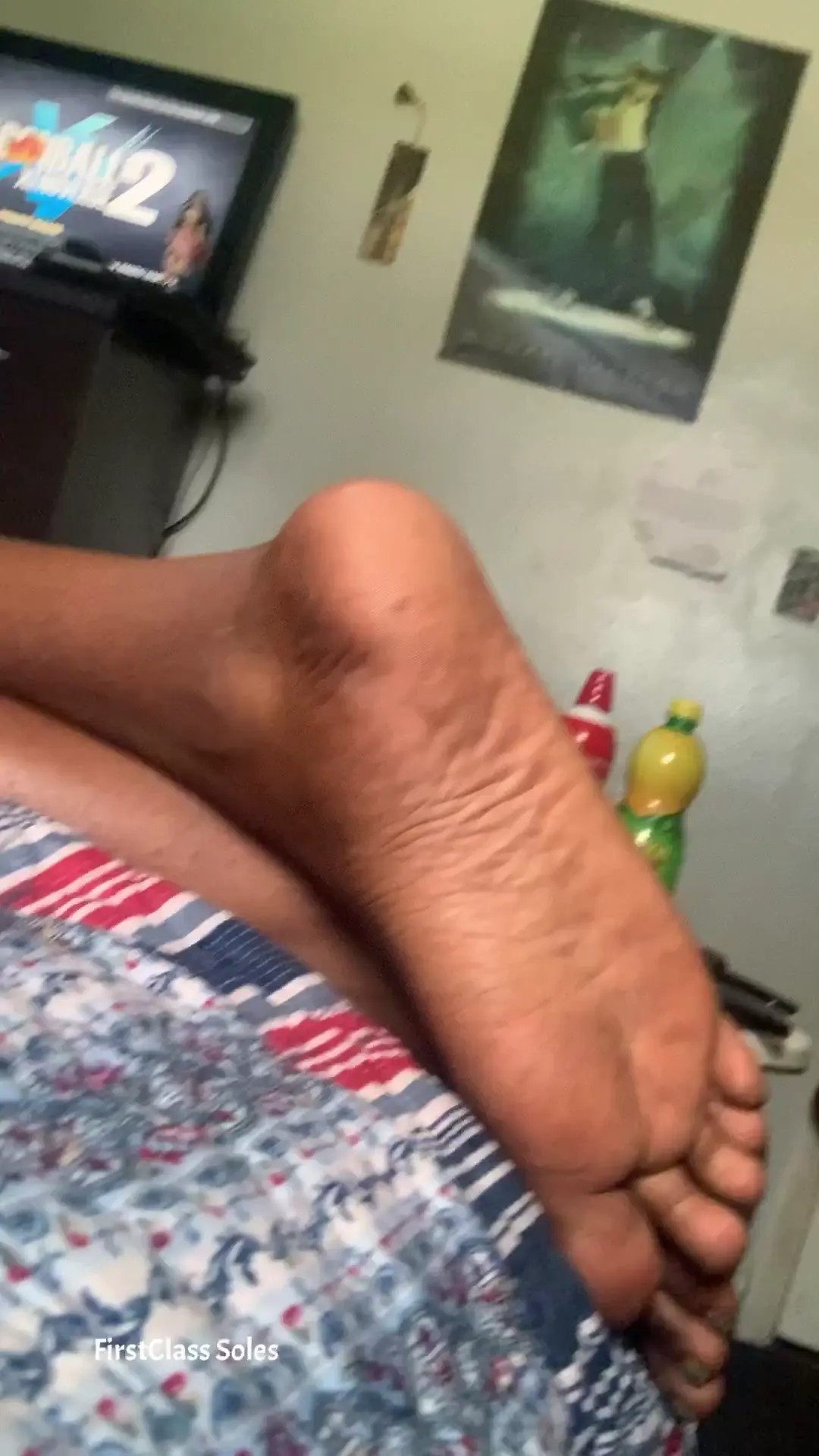Exclusive Leak: Firstclasssoles - Reka - Stinky Feet Worship/Fuck - Stream in FullHD | Hotleakxxx.com