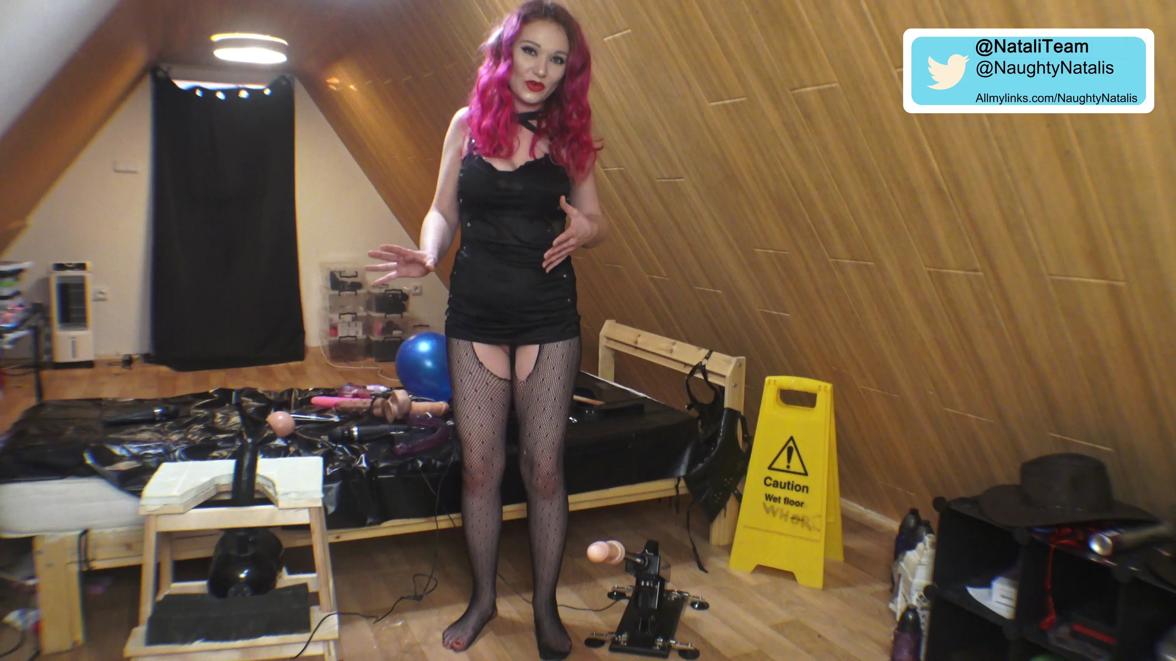 Exclusive Leak: NaughtyNatali - Fucking machines test - Stream in FullHD | Hotleakxxx.com