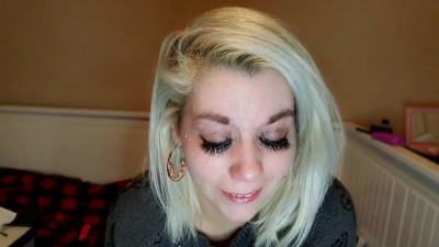 Strawberriez - Crying/Nose Blowing- Endo edition